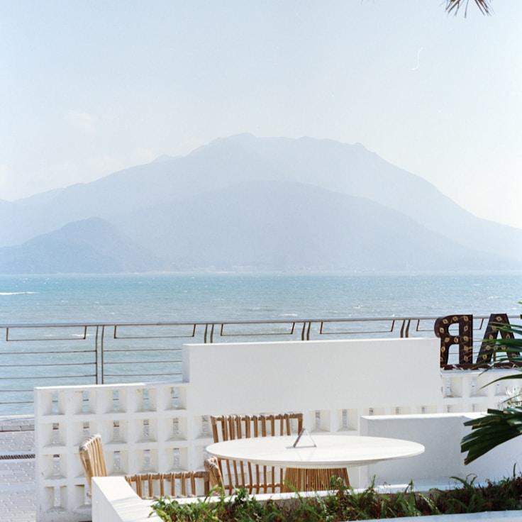 Outdoor terrace seating suitable for families in Madrid